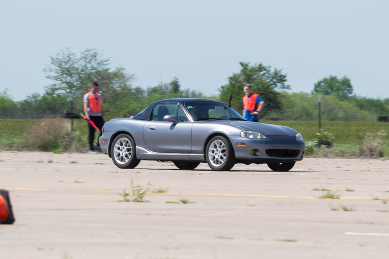 Illustration for article titled Huge Juicy Autocross Photodump